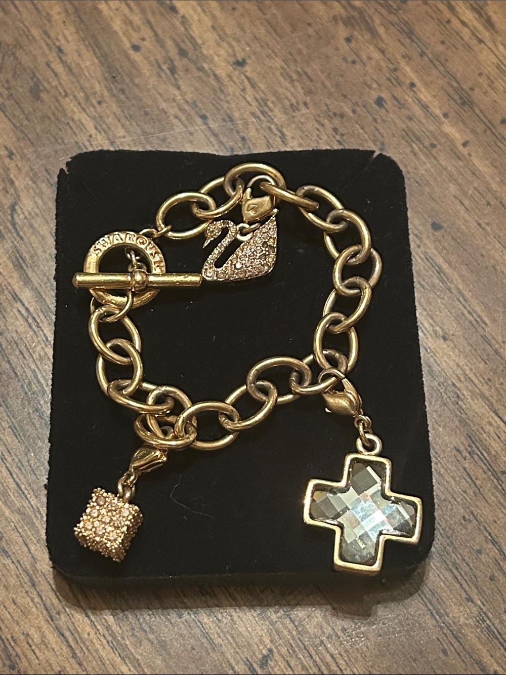 Swarovski Dorinda Bracelet Authentic Toggle Clasp Retired Crystal Charm